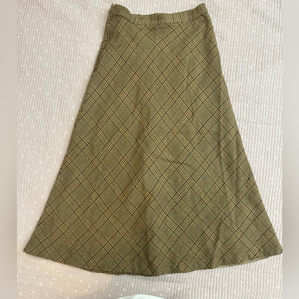 (Sold) Vintage 100% Wool A-Line Plaid Skirt
